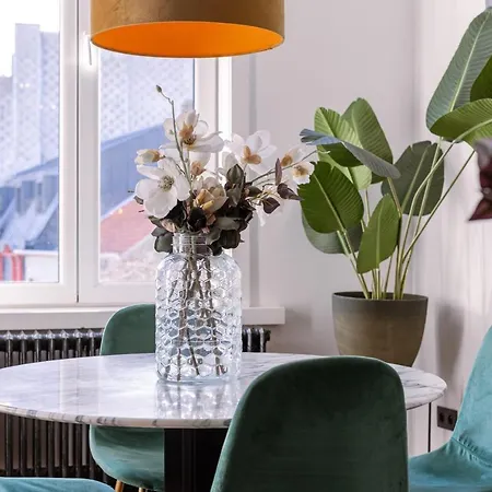 Apartment Trendy And Sunny Renovated Flat With Vintage Features And Superb View Ostende